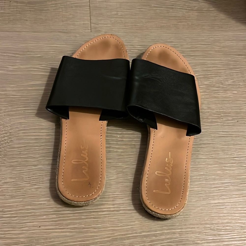 Women’s lulus sandals